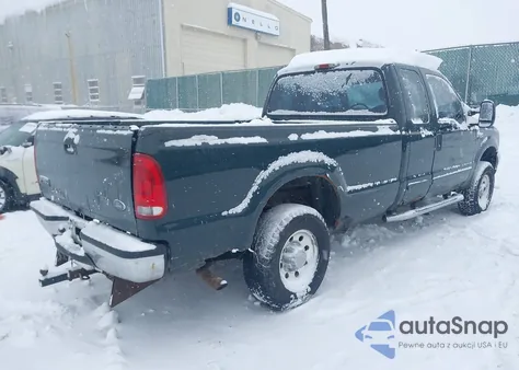 2001 Ford F-250 Lariat/Xl/Xlt z USA, uszkodzony, nr VIN 1FTNX21L81ED68551